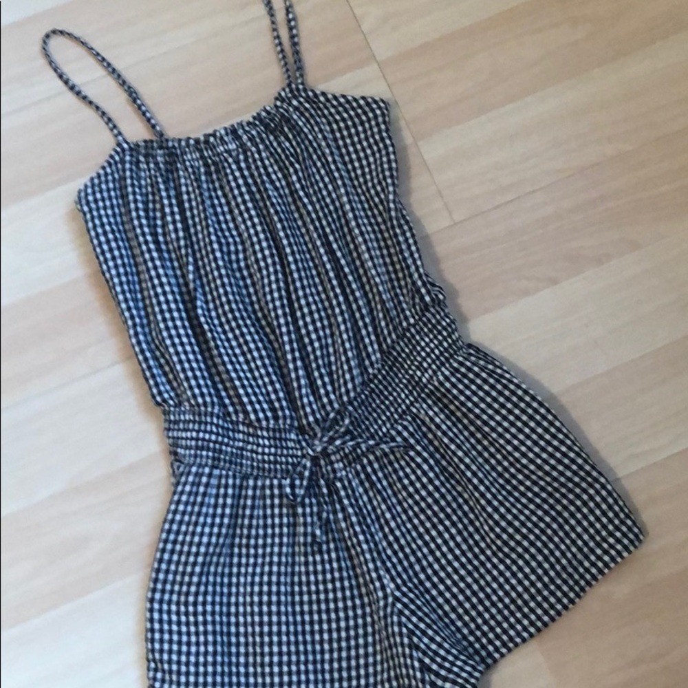 BLACK WHITE GINGHAM ROMPER COVER UP XS SWIM COVERUP